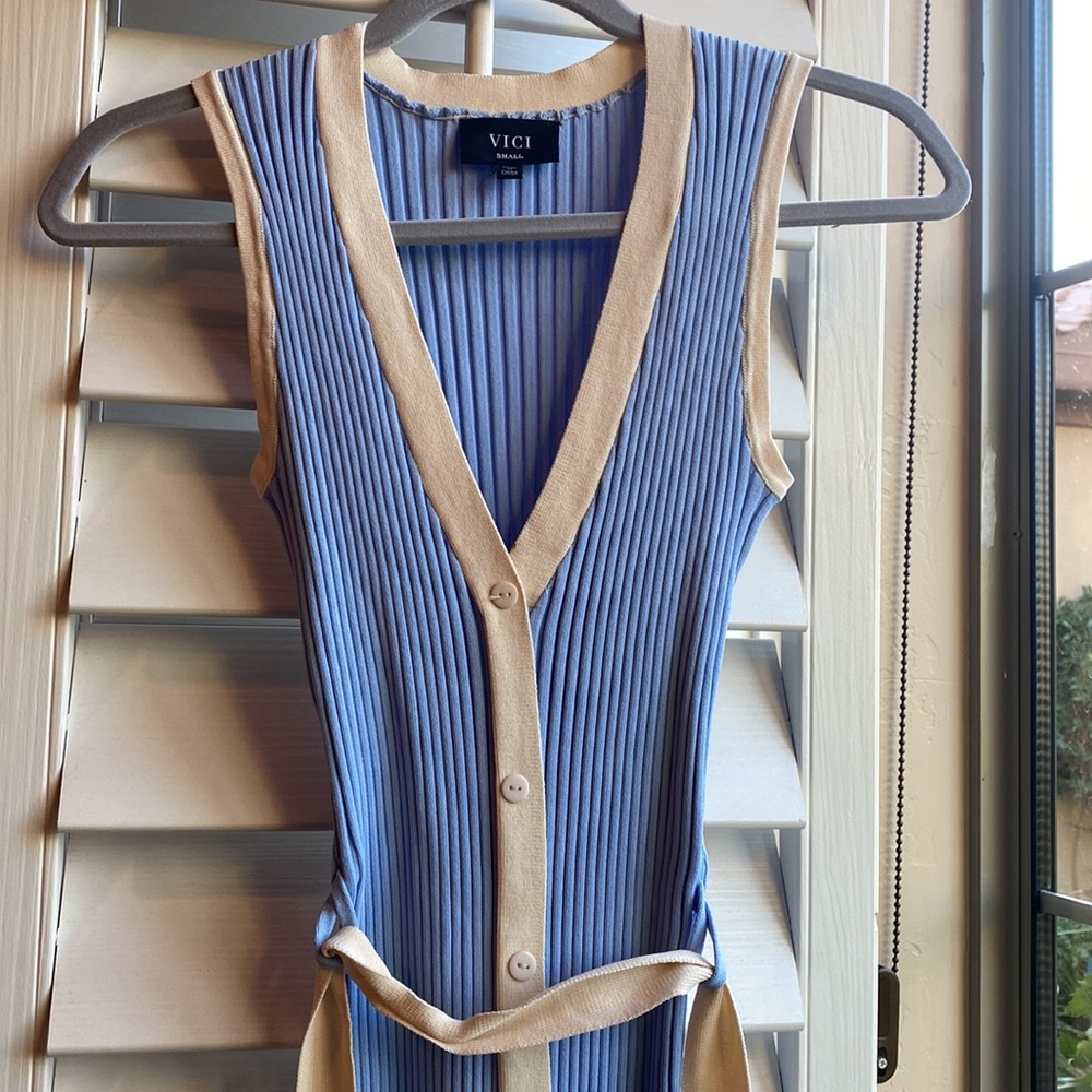 Vici Women’s Buttoned Bodycon Dress - Picture 2 of 9